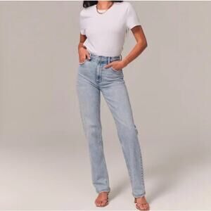 Abercrombie & Fitch The 90s Straight Ultra High Rise Jeans Light Wash, 26 Short